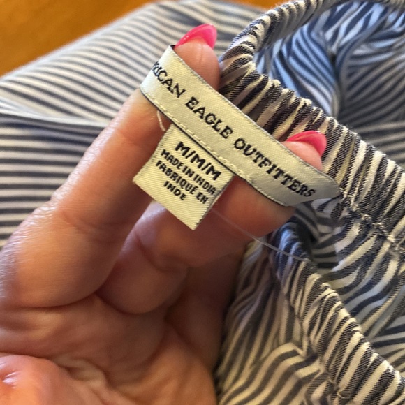 American Eagle Off The Shoulder Top striped Blue White Medium M NWT NEW - Picture 9 of 9